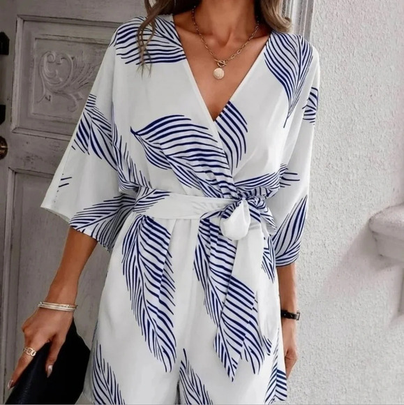Tropical Leaves Print Surplice Neck Batwing Sleeve Belted Jumpsuit - Picture 4 of 5